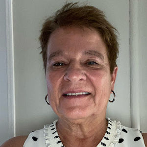 Meet your Posher, Shelly